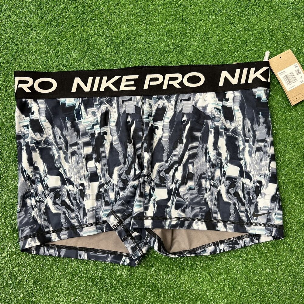 Nike Pro Shorts Size 2XL Womens Training Mid Rise All Over Pattern 3" Blue Black